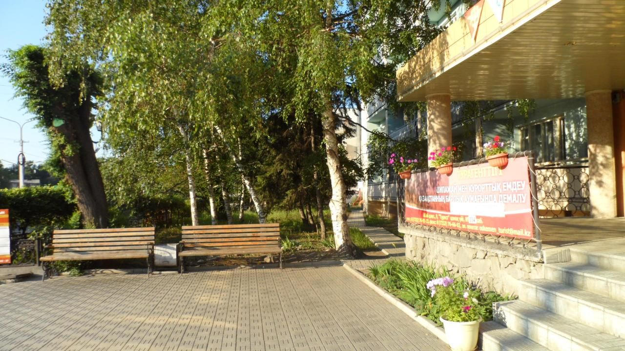 Отель Tourist Hotel Усть-Каменогорск-7